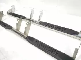122.am1504 American Motors Pair Of Chrome Running Boards Dented On The Bottom Oem 03 05 06 07 09hummer H2 #3