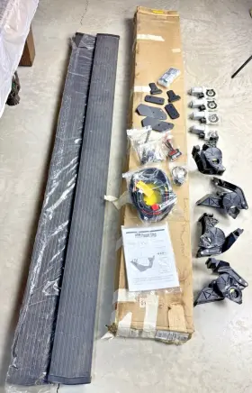 76247-01a Amp Research Powerstep Retractable Running Board Kit -