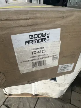 Tc-4123 Body Armor Desert Series Step Boards Fits 05-18 Tacoma Crew Cab