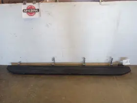 122-10123r Cadillac Running Board From 2022 Escalade Esv 10872592