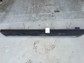 122-10246r Chevrolet Running Board From 2023 Tahoe 10453574