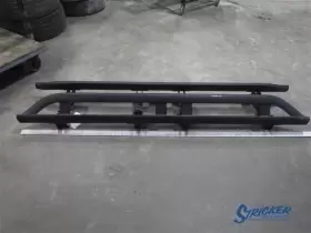 122.gm8g23 Chevrolet 2023 Colorado Zr2 Running Boards #2