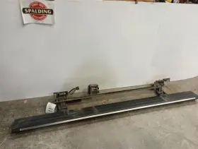 122.gm8s16 Chevrolet Driver Left Running Board From 2016 Suburban 1500 11273929