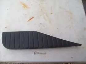 15552210b Chevrolet 1988-1998 Chevy C/k 1500 Passenger Side Truck Bed Rear Step Pad Oem 15552210b Chevrolet 1988-1998 Chevy C/k 1500 Passenger Side Truck Bed Rear Step Pad Oem