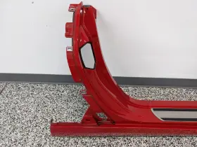 25946361 Chevrolet 2005-2013 C6 Corvette Rocker Panel Door Opening Finish 74u Red #2