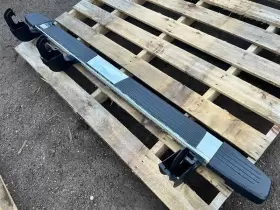 84676719 Chevrolet Passenger Right Running Board 22-23 Silverado 2500
