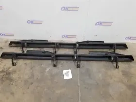 122.gm8g18 Chevrolet Truck 18 2018 Chevy Colorado Zr2 Iron Cross Running Board Set