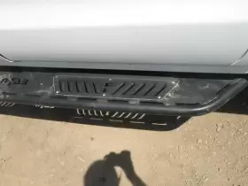 122.gm8o15 Chevrolet Truck Silvrdo35 2015 Running Board