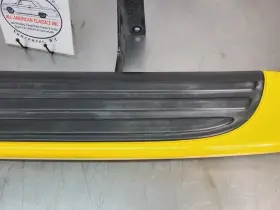 122.gm8s05 Chevrolet Truck 2005 Chevy Ssr Rh Passengers Side Running Board Assembly Yellow - Oem #3