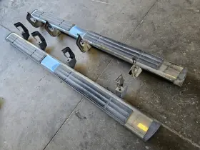 122.gm8y08 Chevrolet Truck Used 2008 Silverado Crew Cab Pair Aftermarket Running Boards Shipped Los Angeles #2