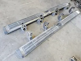 122.gm8y08 Chevrolet Truck Used 2008 Silverado Crew Cab Pair Aftermarket Running Boards Shipped Los Angeles #3