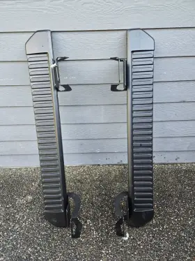 Aa5yz9 Ford 16451 16450 2017-2023 F250 F350 Regular Single Cab Oem Running Board Driver Side Only