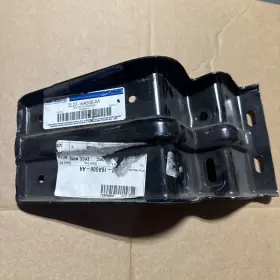 2l2z-16a506-aa Ford Oem Running Board Step-support Bracket Right 2l2z16a506aa