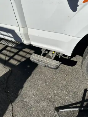Fl3z-1520040-m Ford 2015-20 F-150 5.5ft Bed Retractable Side Step Fl3z1520040
