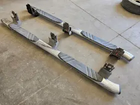 122.fd8o08 Ford Truck Used 2008 F450 Crew Cab Pair Running Boards Shipped From Los Angeles