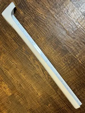 84056022 General Motors Oem 2018-2023 Chevrolet Traverse Rocker Panel Running Board Step Gm Chevy White