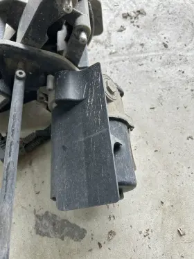 85528984 General Motors 2021-2024 Gmc Sierra Chevy Silverado 25-3500 Passenger Side Assist Step Motor Oe #3