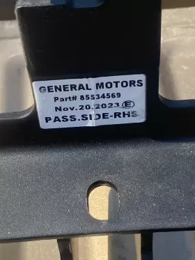 85534569 General Motors 85534572 Rocker Panel Guards Driver And Passenger Side Gm # Crew Cab