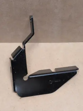 Gm19166299 Gm 19166299 Genuine Running Board Step Pad Bracket