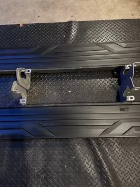 84809512 Gm Genuine Black Driver Side Assist Step Pair #3