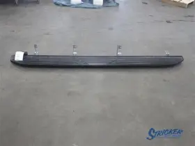 122.gm9523 Gmc 2023 Yukon Xl1500 Slt Driver Running Board 1448733