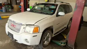 122.gm9e06 Gmc Truck Envoy 2006 Running Board 888192 #2