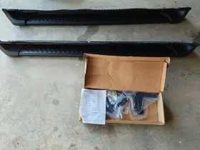 2903138110 Isuzu New Oem 1998-1999 Rodeo Honda Right And Left Side Step Running Board Kit