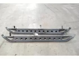 04016e Jeep -04016e Aftermarket Running Boards Lh And Rh For 2008 Wrangler