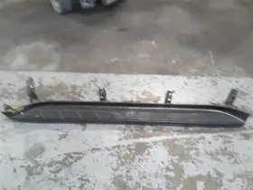 122.le1404 Lexus Lx470 2004 Driver Side Running Board 255865