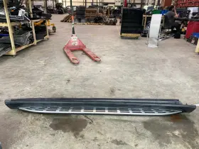 Mercedes-benz 1676903001 2020-2025 Gls 450 X167 Right Running Board Skirt Rocker Panel Scuffs