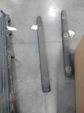 122.da1516 Nissan Frontier 2016 Running Board 584999