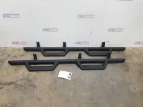 122.da1522 Nissan 22 2022 Frontier Running Board Set Crew Cab