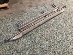 122.da1601 Nissan 01 Quest Se Van Used Rh Right Step Rocker Running Board Assembly