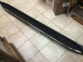 22813713 Oem 15-20 Genuine Gm Right Side Running Board With Chrome Stripe Yukon Suburban #2