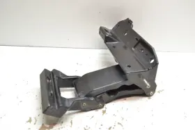 68461638aa Oem 2019-2024 Ram 2500 Step Board Rear Bracket Used Rh