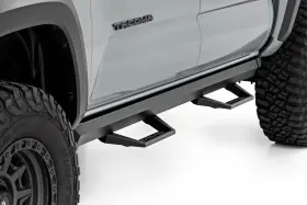 Srl2 Rough Country 840269946875 Aluminum Side Steps For Toyota Tacoma 2005-2023