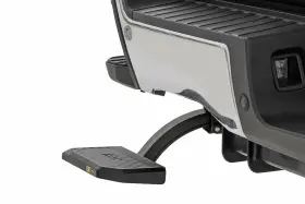 Pw051579 Rough Country Retractable Bed Step Manual Pull For Ford F-250/350/450 23-24