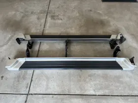 00138 Toyota 96-02 4runner Silver Driver&passenger Sides Oem Running Board/side Steps