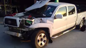 122.to1811 Toyota Tacoma 2011 Running Board 4610094 #3
