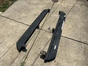 Pt767-34160 Toyota 2017 Tacoma Black Running Boards Double Cab Cast Aluminum