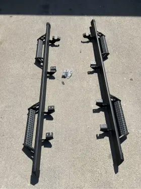 Pt925-35240 Toyota New Oem Predator Tube Steps In Black Fits Ft24-ft25 Tacoma Crew/double Cab