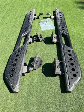 Z745401 Zroadz Rock Slider Side Steps Fits 21-23 Bronco #2
