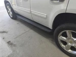 (local Pickup Only) Tahoe 2013 Running Board 590458. Fixed Price $132.44.