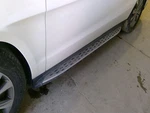 2013 Mercedes Benz GL450 Driver Side Running Board. Fixed Price $440.90.