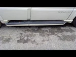 Navigator 2006 Running Board 434643. Fixed Price $100.00.
